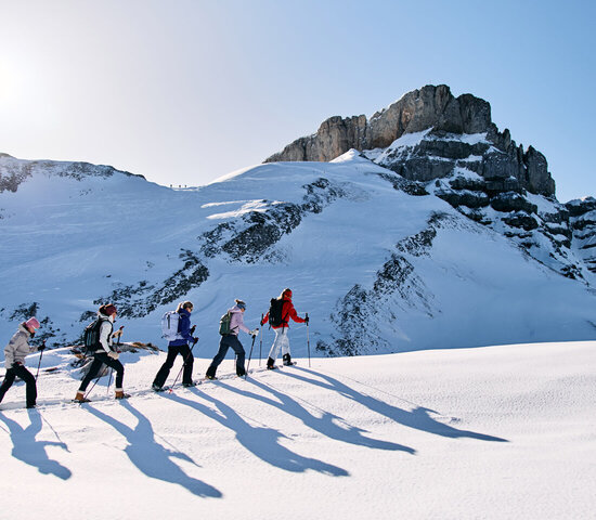 Schneeschuhwanderung Gottesacker @Kleinwalsertal_Tourismus_Oliver Farys Schneeschuhwanderung Gottesacker @Kleinwalsertal_Tourismus_Oliver Farys